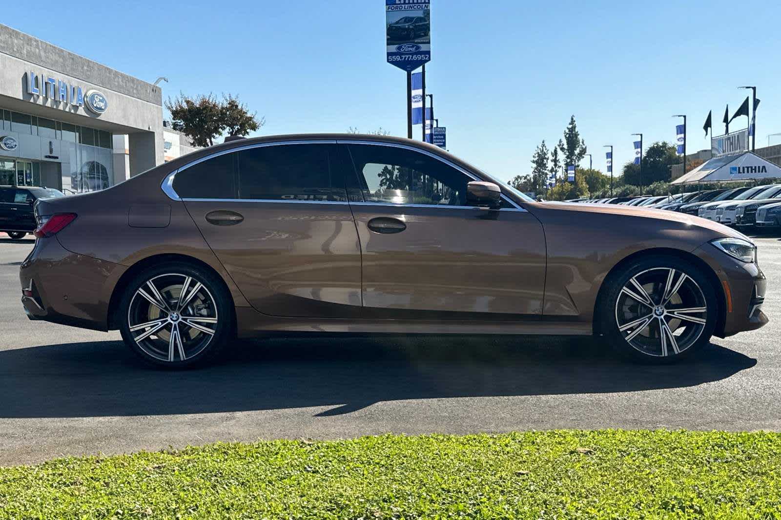 2019 BMW 3 Series 330i 8