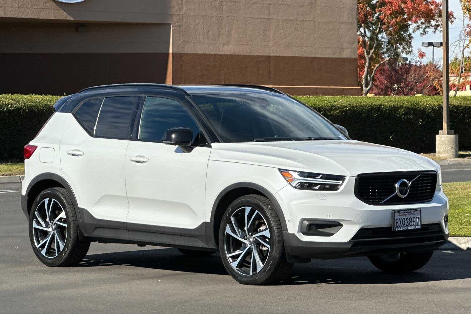 2021 Volvo XC40 R-Design 9