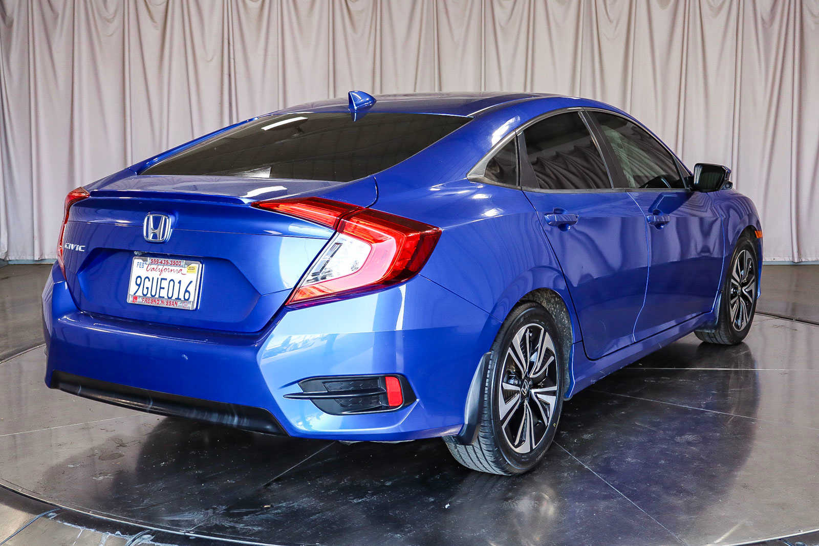 2017 Honda Civic EX-L 4