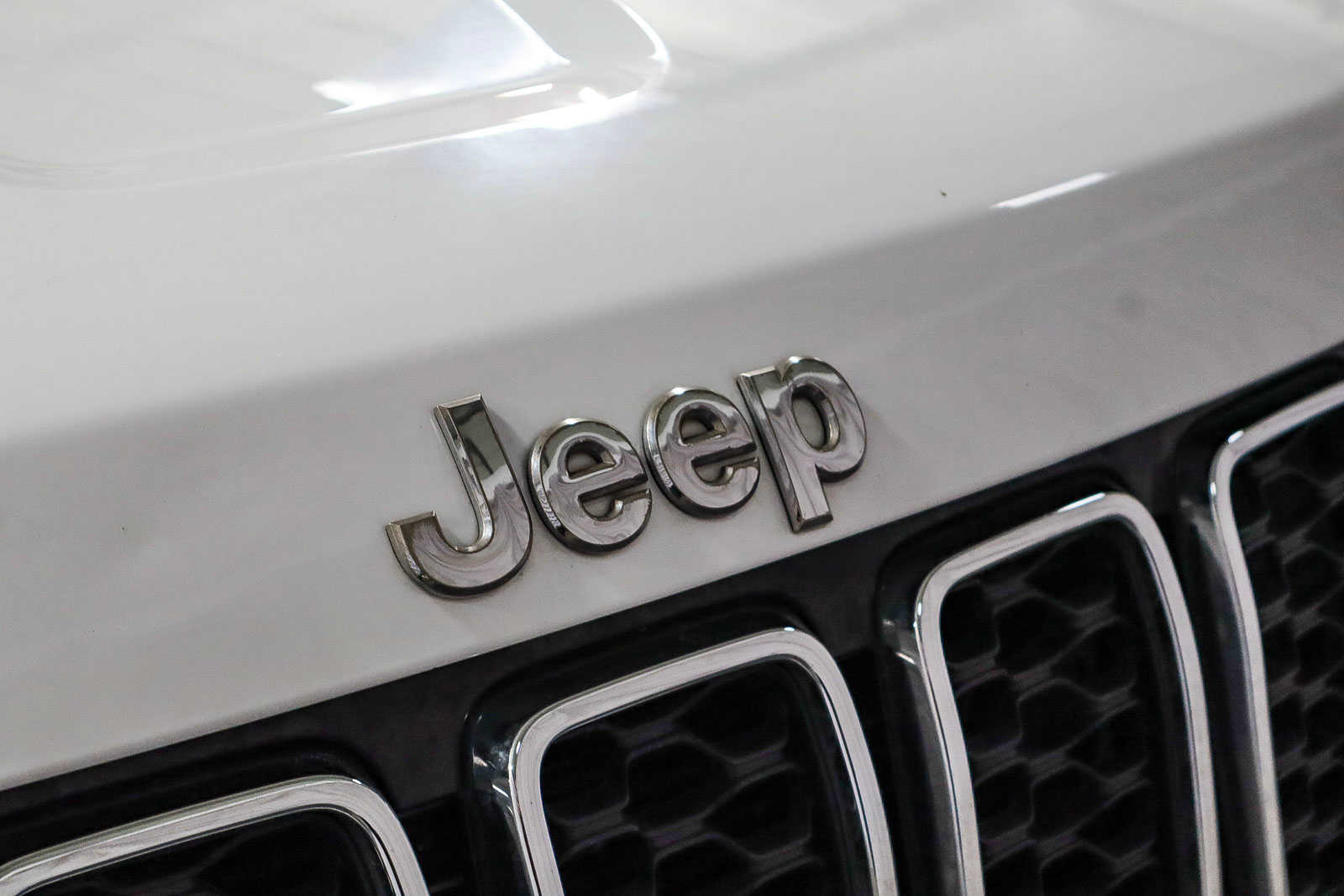 2021 Jeep Grand Cherokee Limited 8