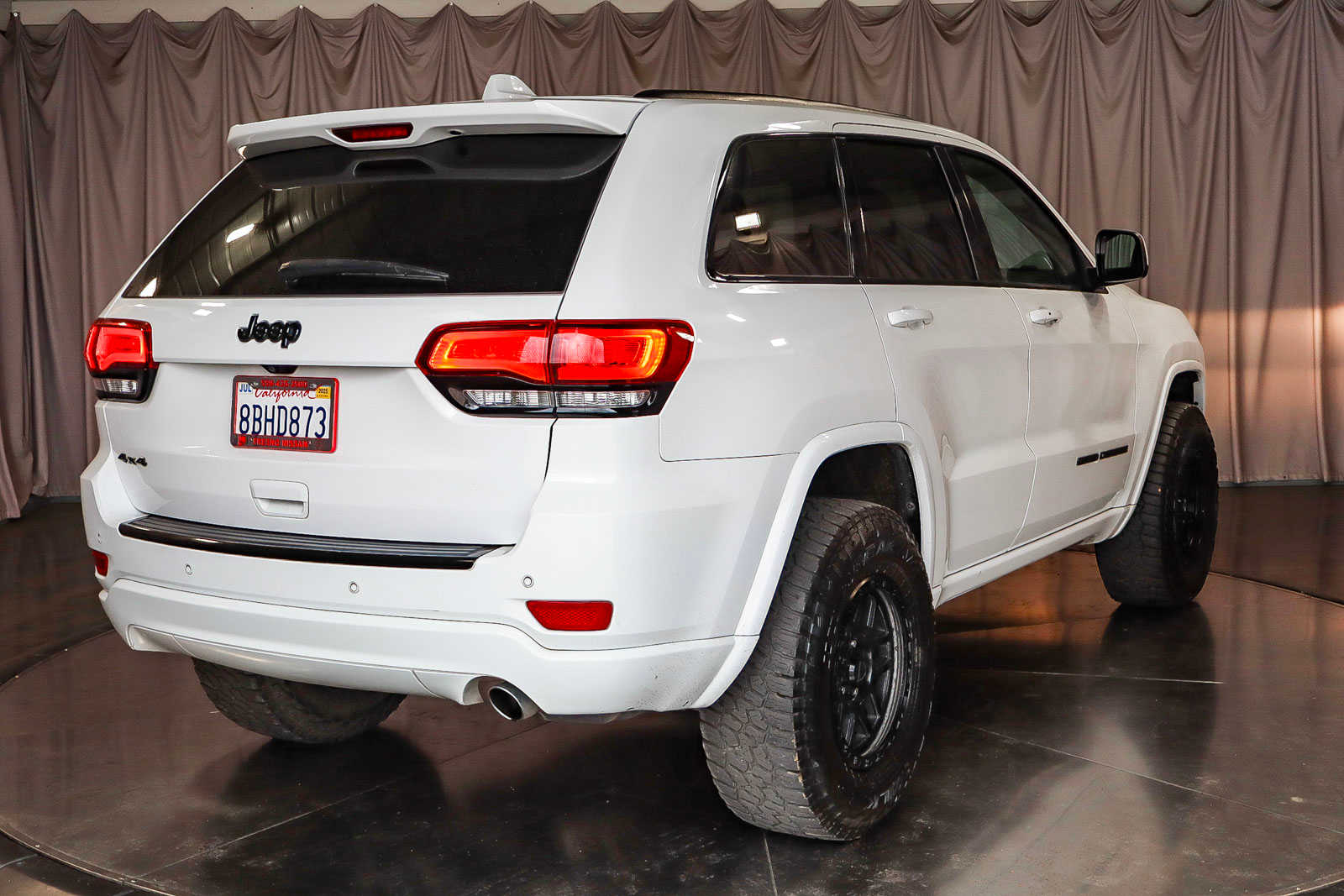 2018 Jeep Grand Cherokee Altitude 4