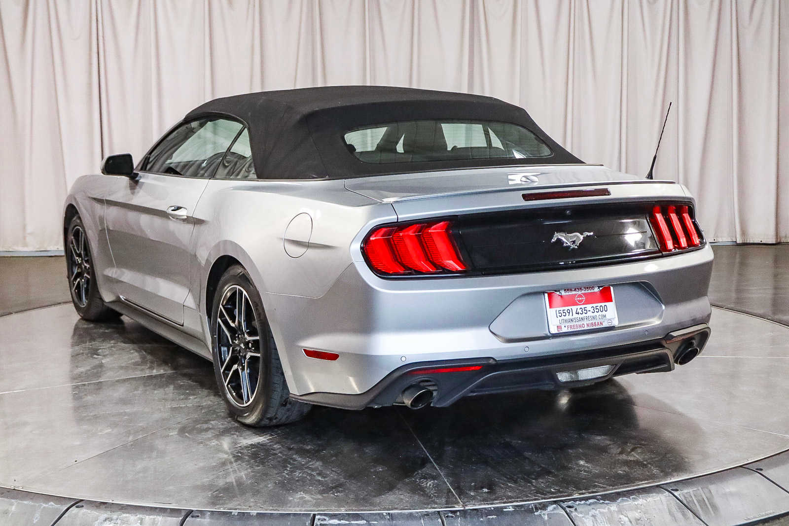 2022 Ford Mustang EcoBoost Premium 2