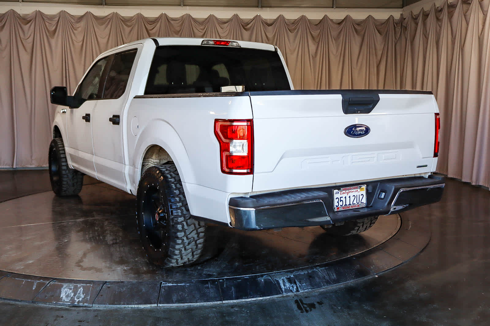 Used 2018 Ford F-150 XLT with VIN 1FTEW1CP1JKE79165 for sale in Fresno, CA