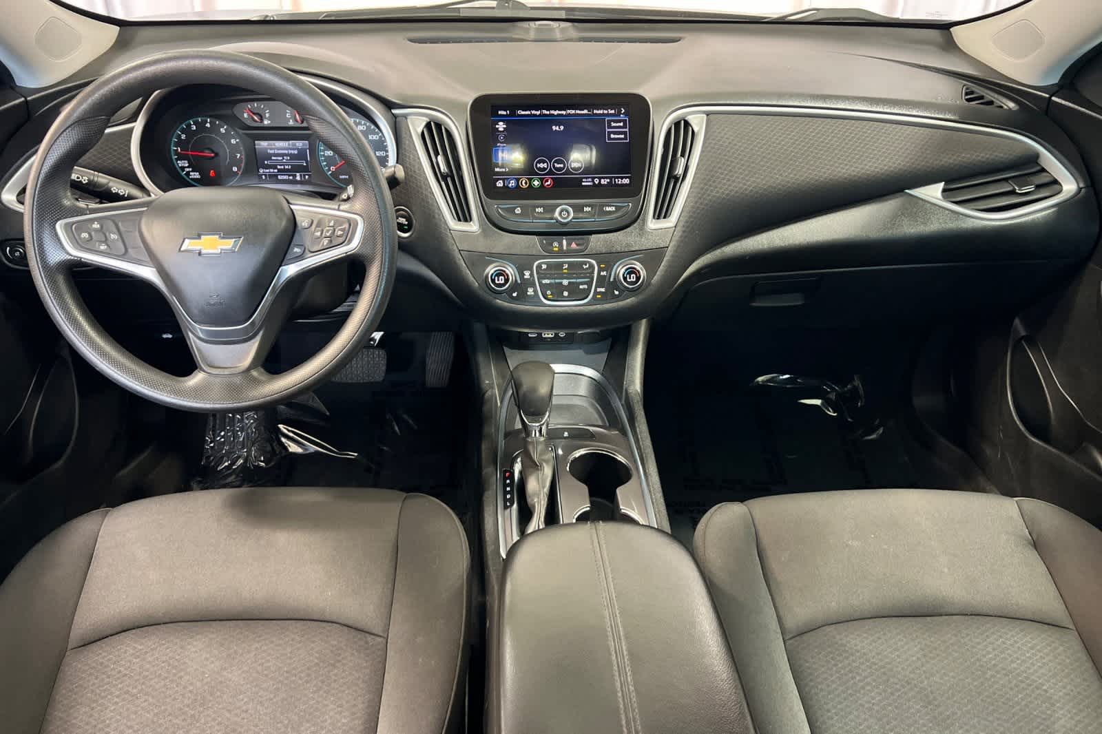 Used 2022 Chevrolet Malibu LT