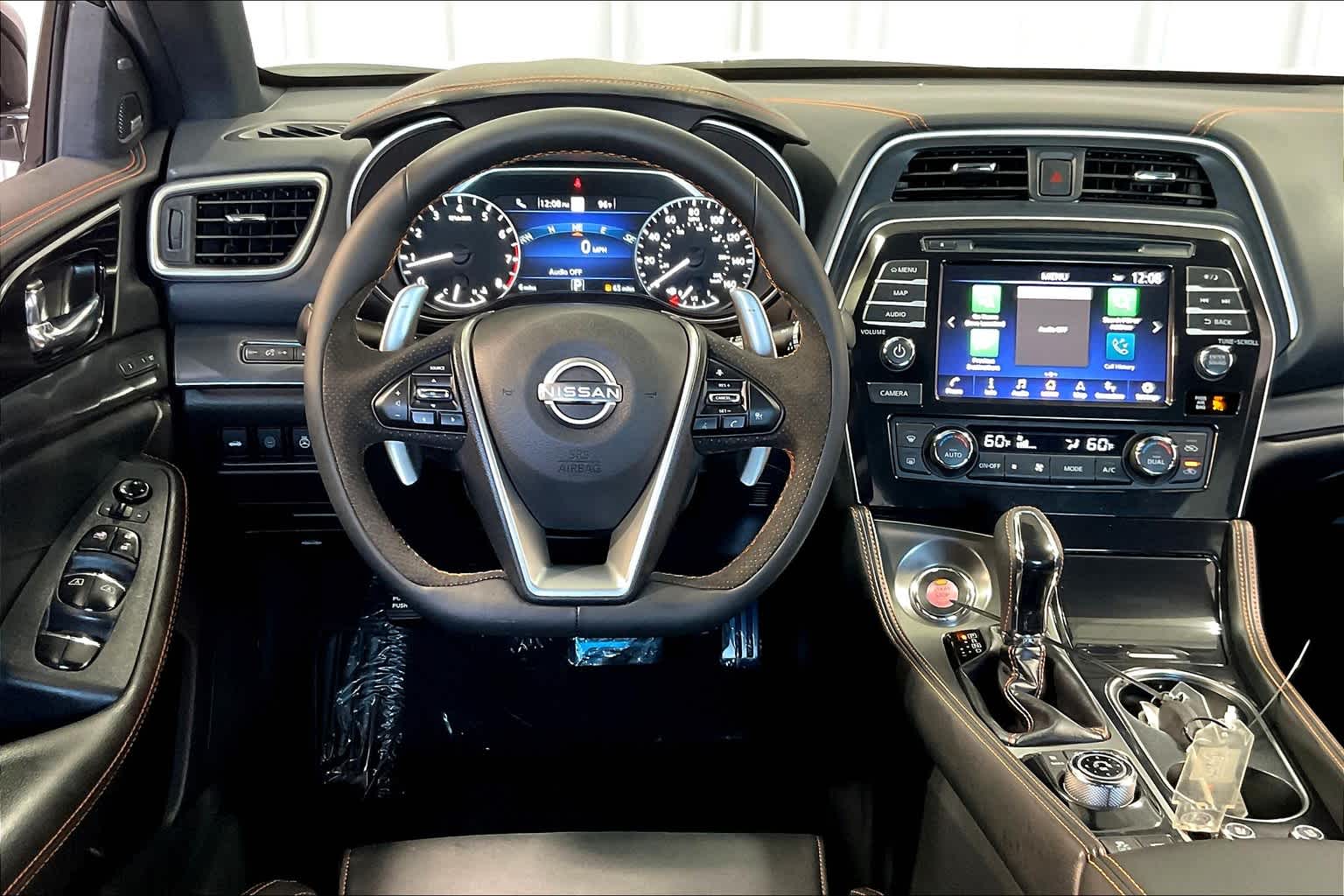 2023 Nissan Maxima SR 15