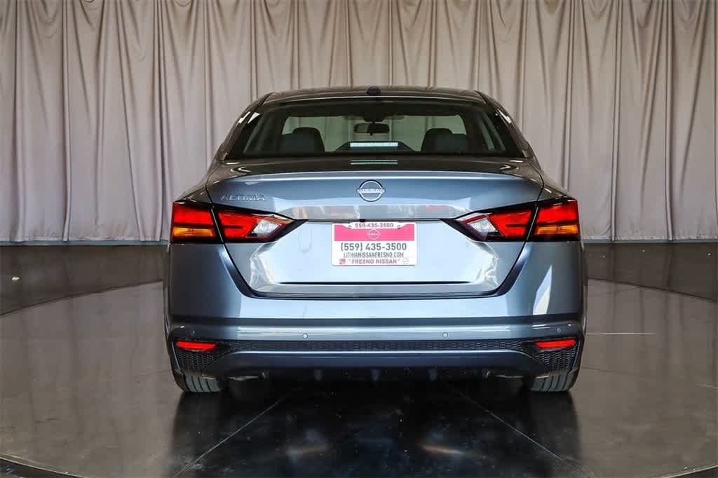 New 2025 Nissan Altima S