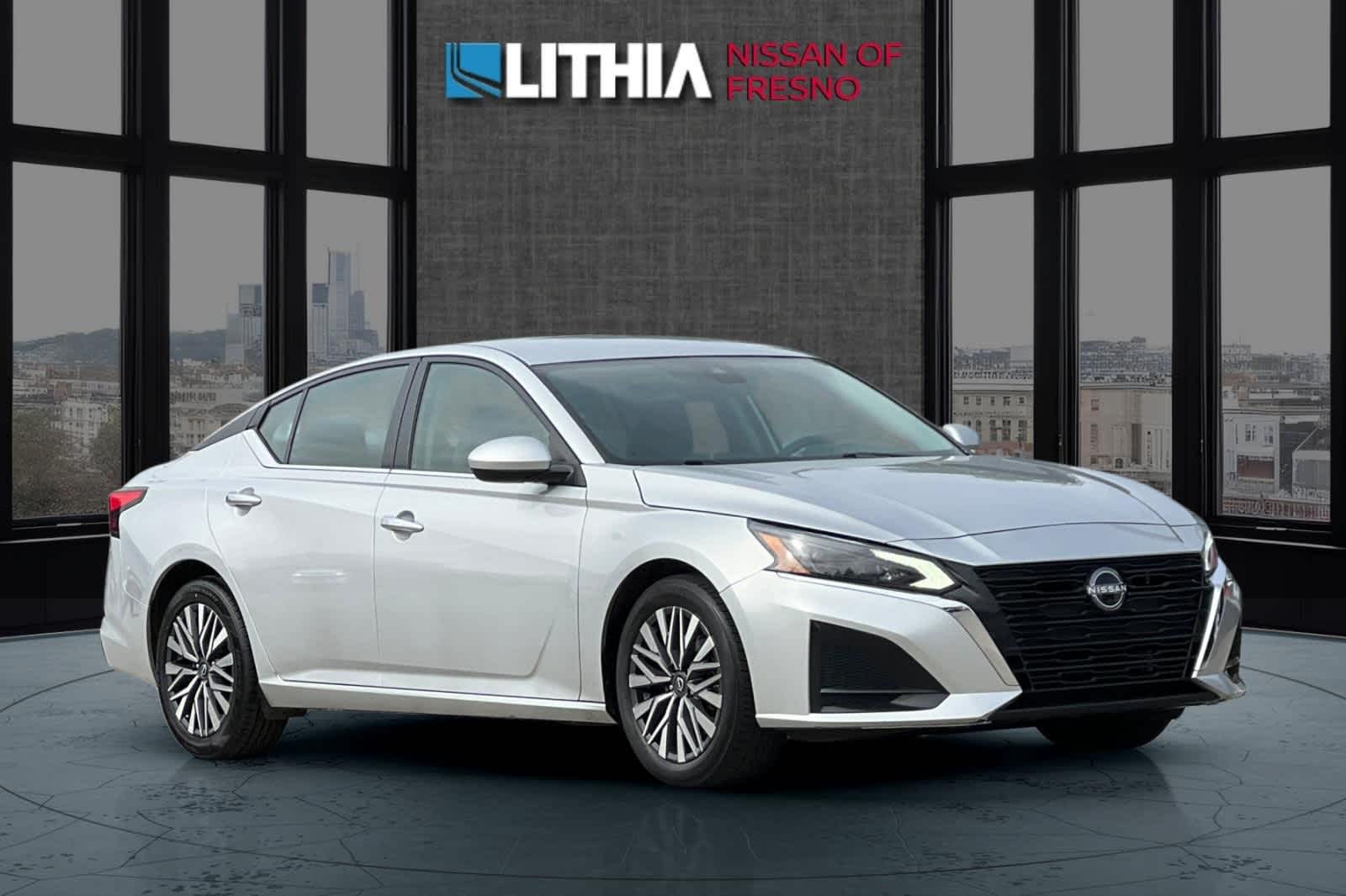 Used 2023 Nissan Altima 2.5 SV