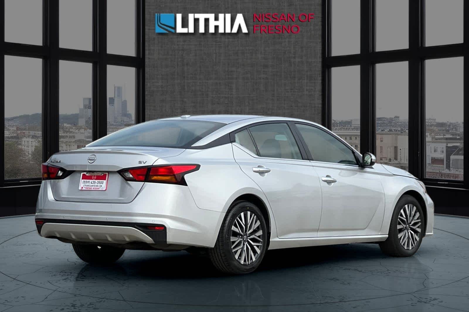 Used 2023 Nissan Altima 2.5 SV