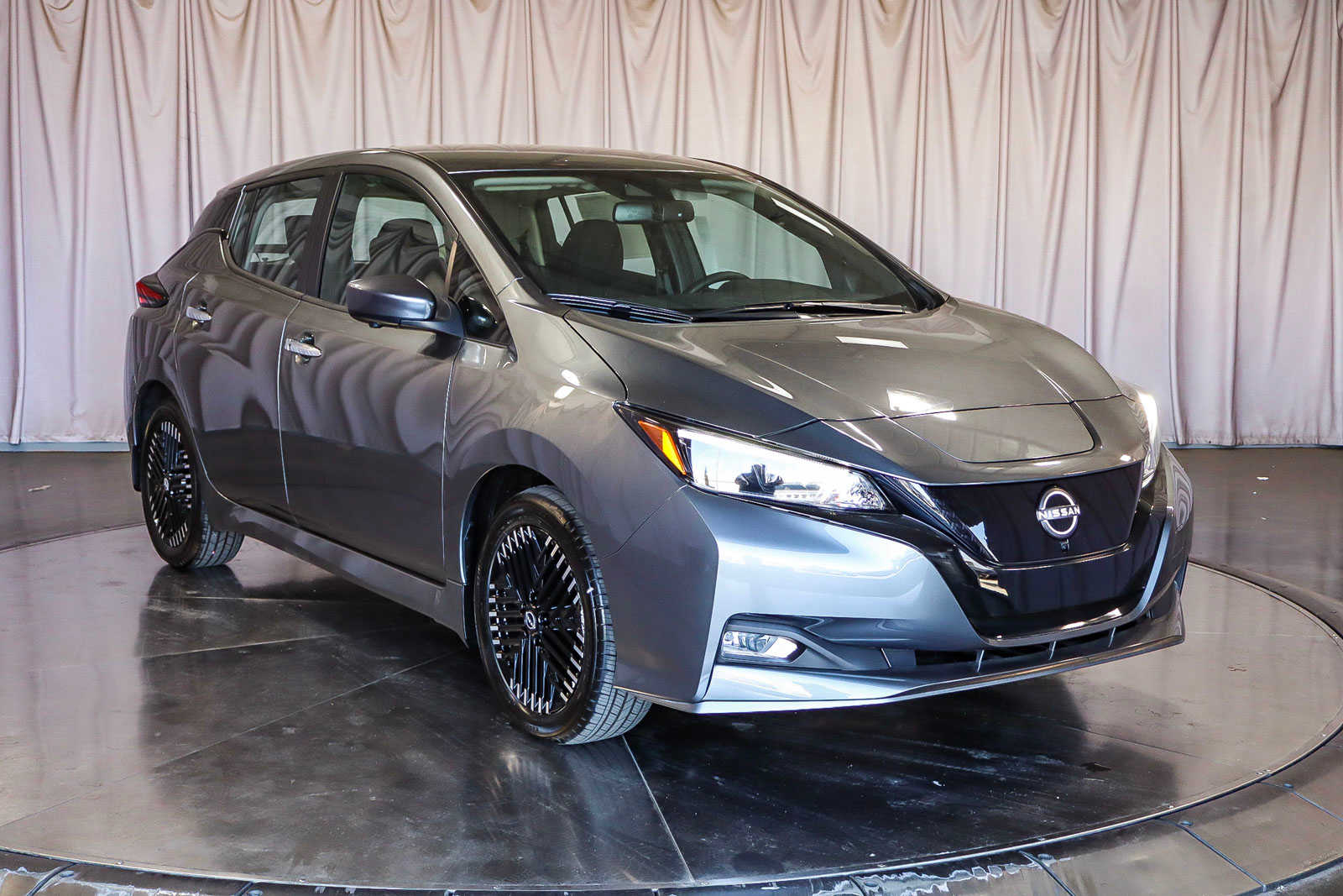 2025 Nissan LEAF SV PLUS 5