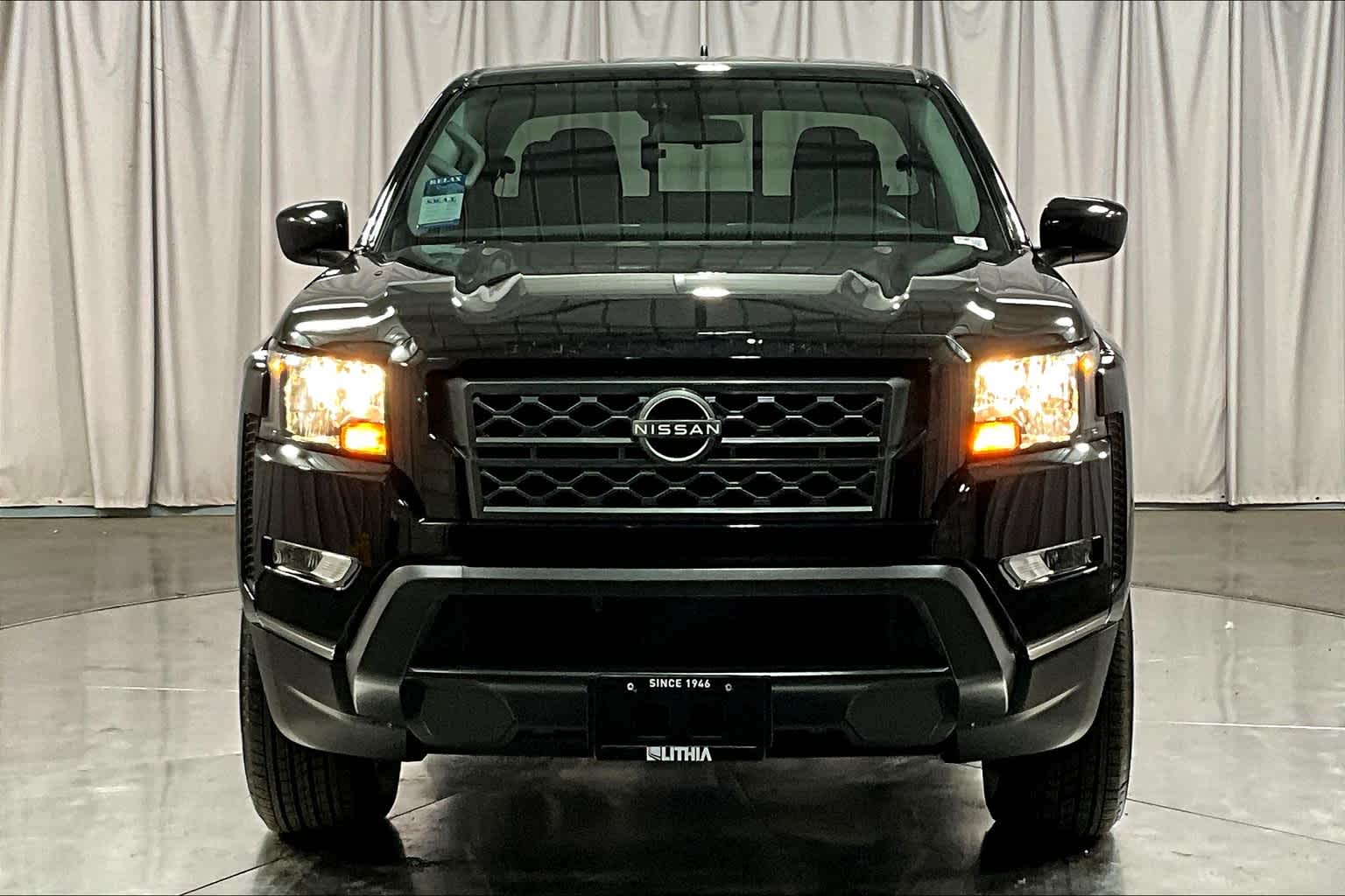 2024 Nissan Frontier SV Crew Cab 4x2 6