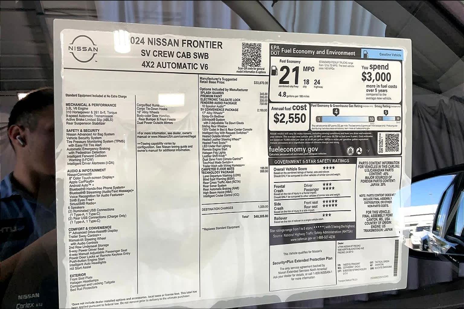 2024 Nissan Frontier SV Crew Cab 4x2 40