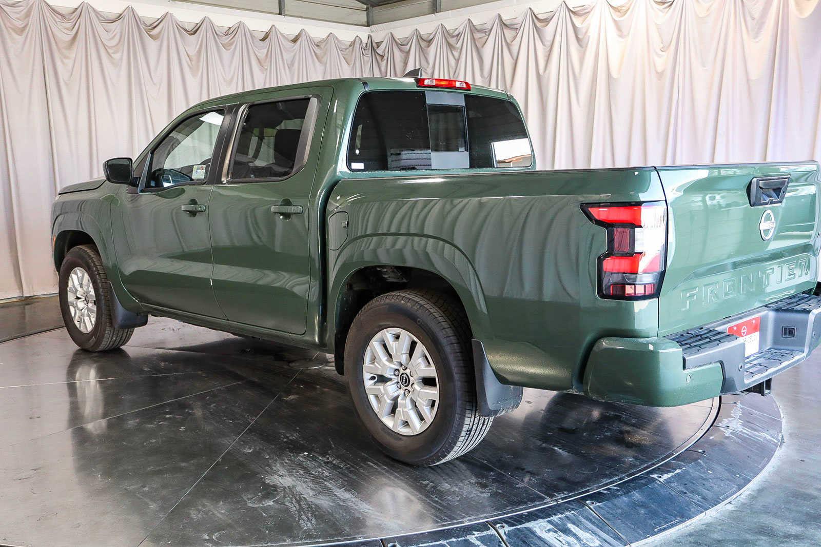 2024 Nissan Frontier SV Crew Cab 4x2 2