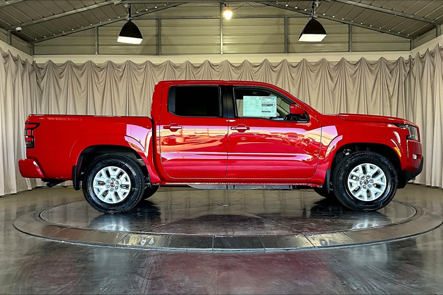 2024 Nissan Frontier SV Crew Cab 4x2 23