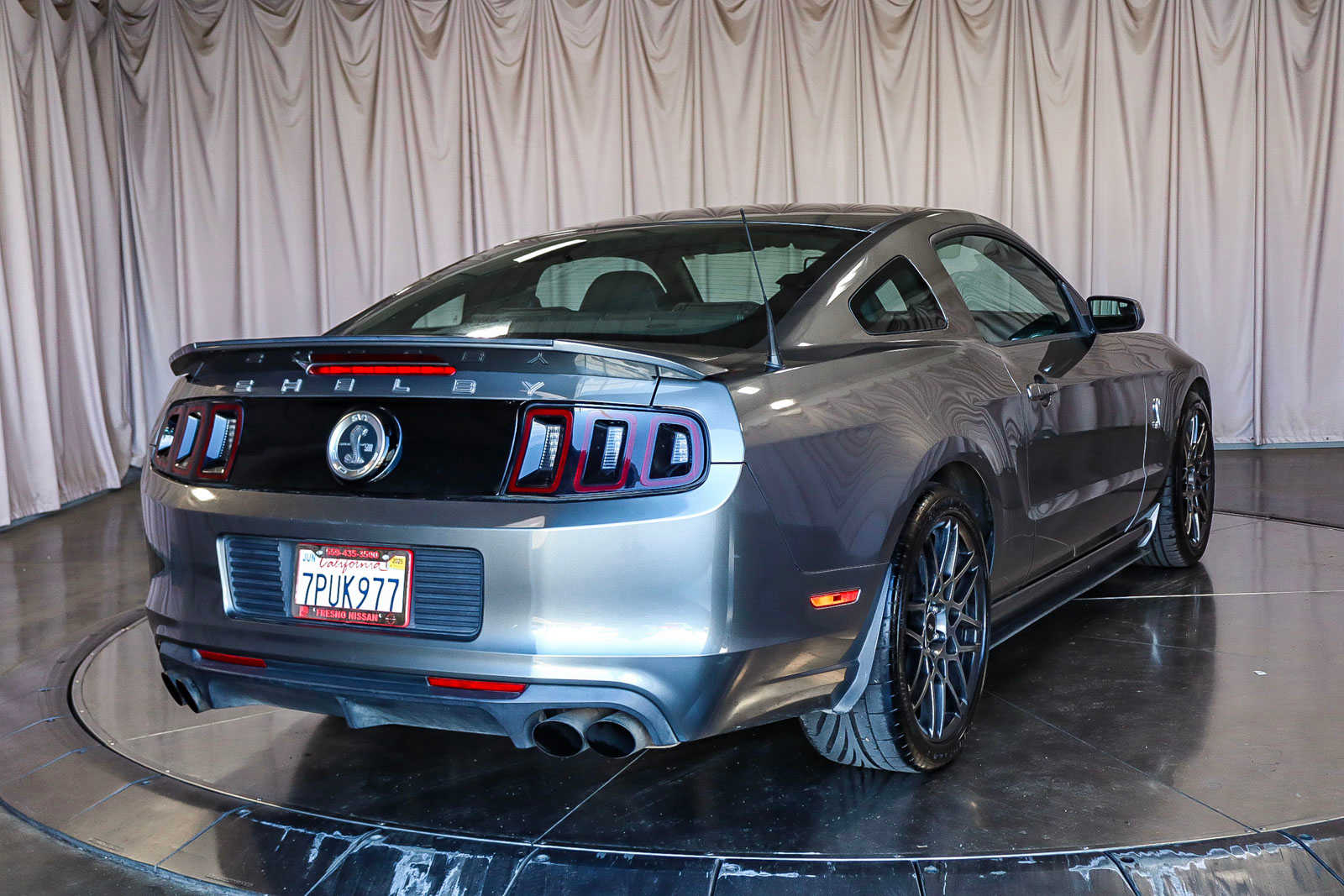 2013 Ford Mustang Shelby GT500 4