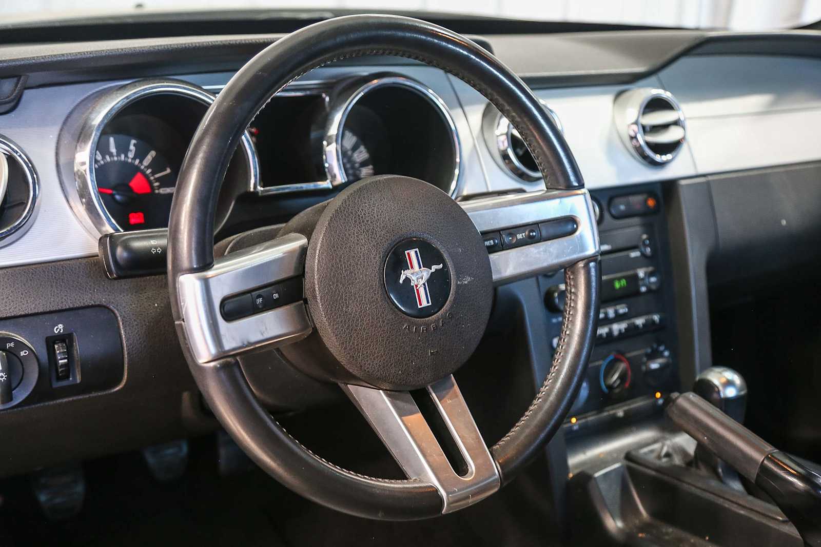 2007 Ford Mustang GT PREMIUM 16