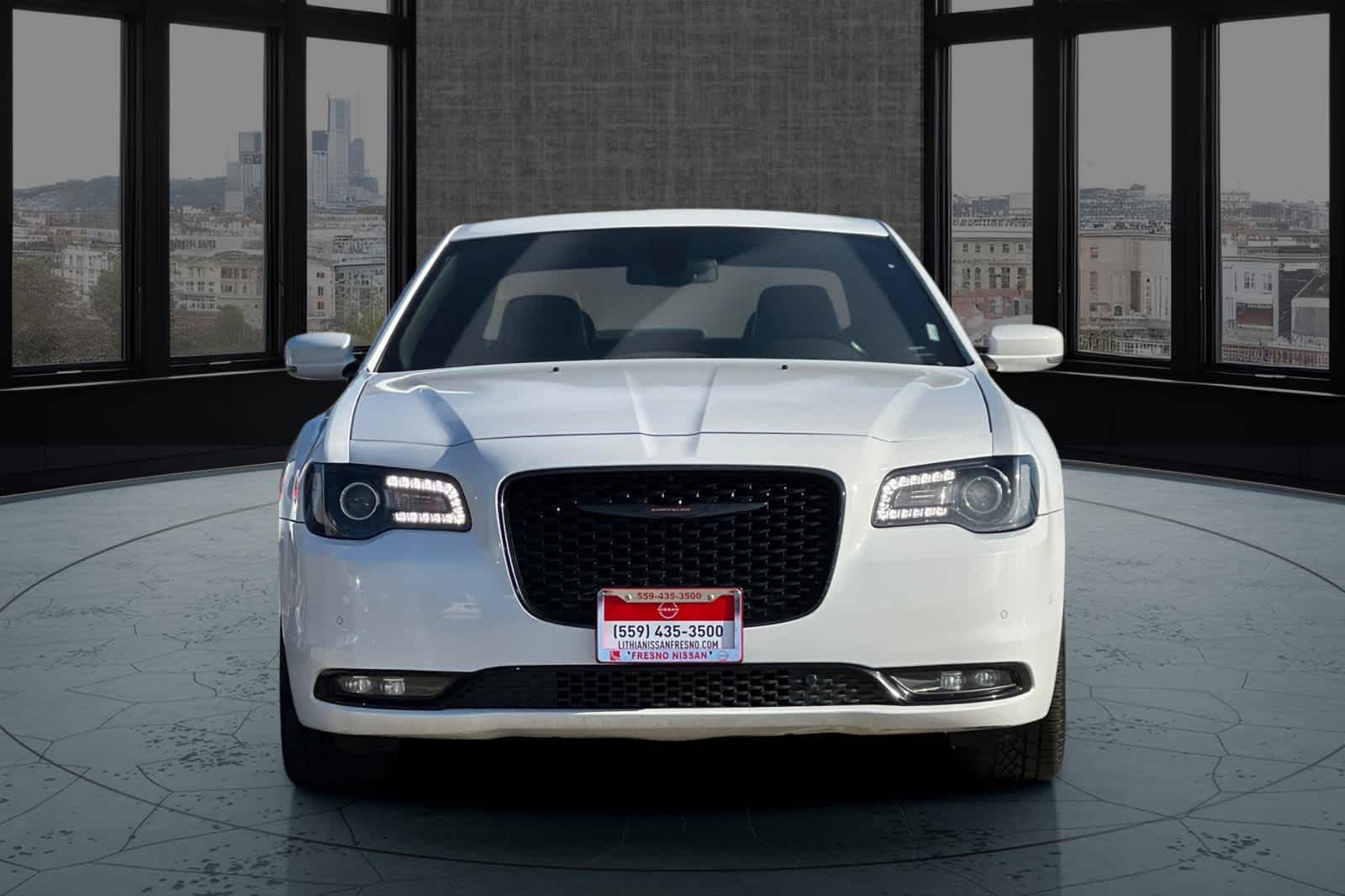 Used 2022 Chrysler 300 300S