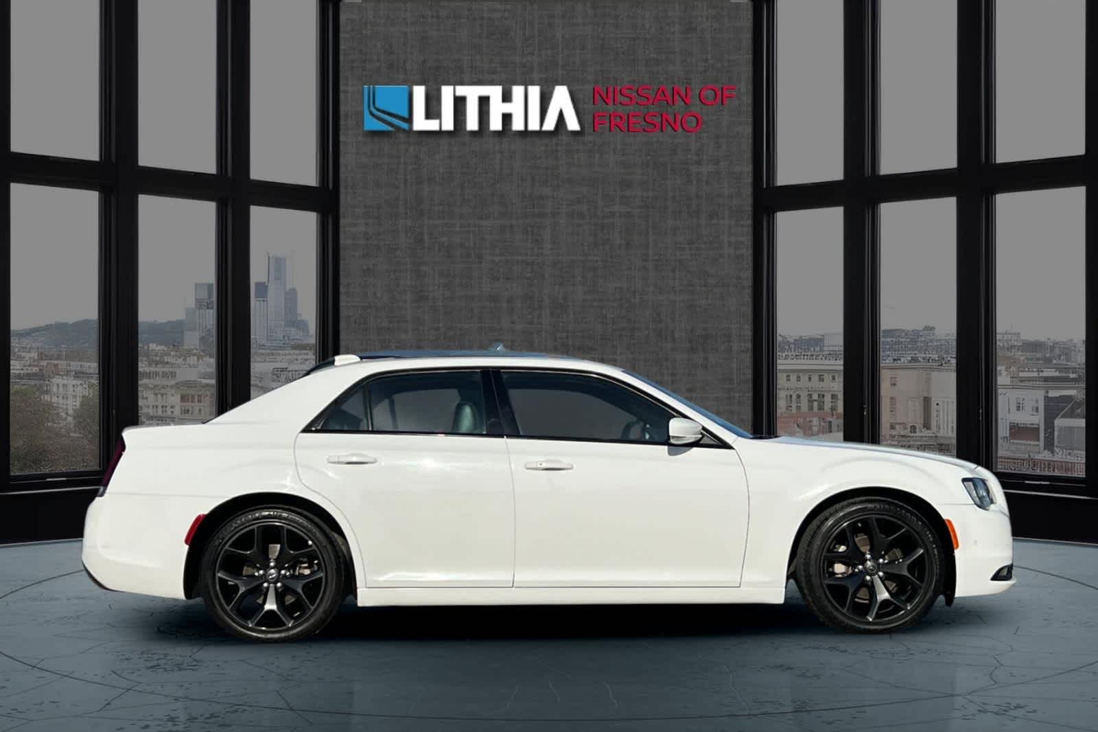 Used 2022 Chrysler 300 300S