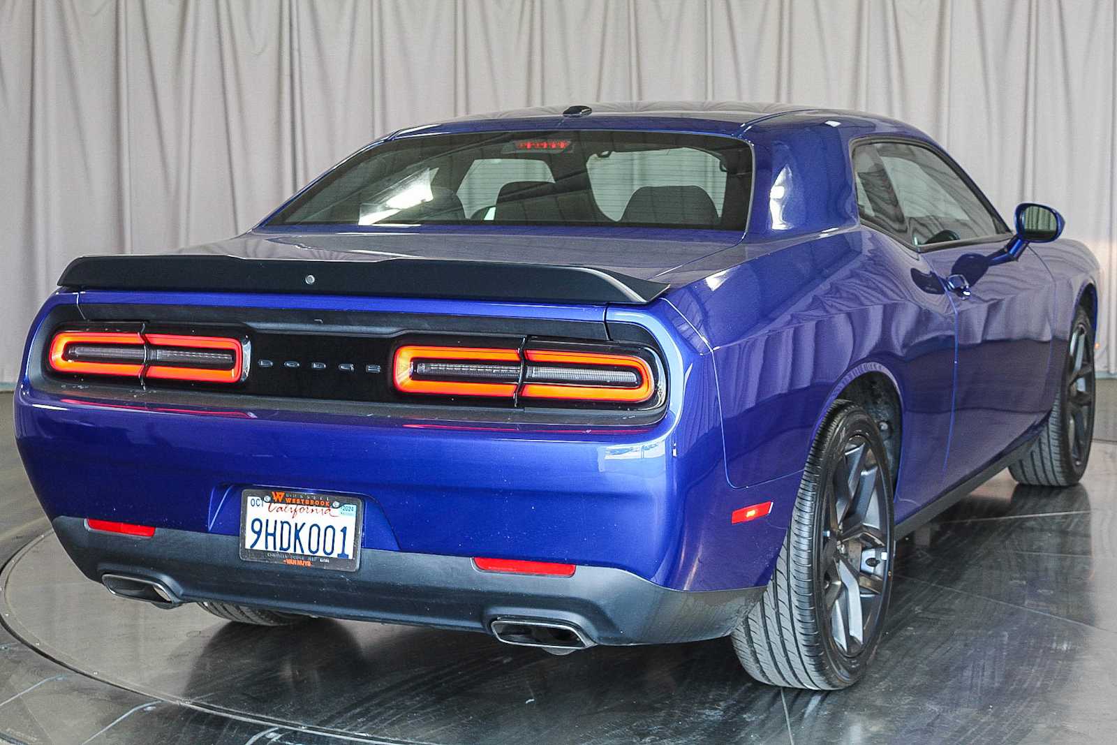 2021 Dodge Challenger SXT 4