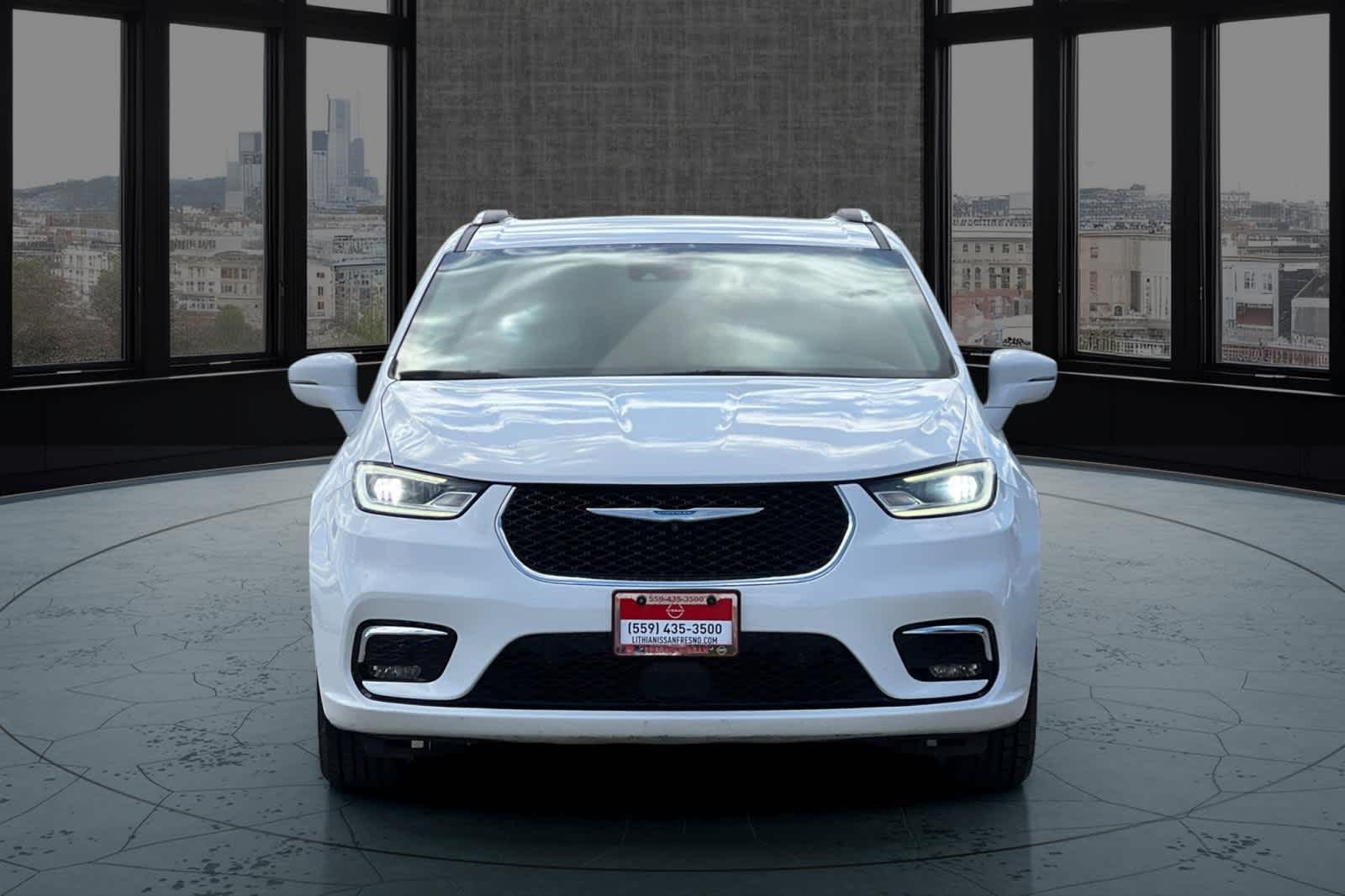 Used 2021 Chrysler Pacifica Hybrid Touring L