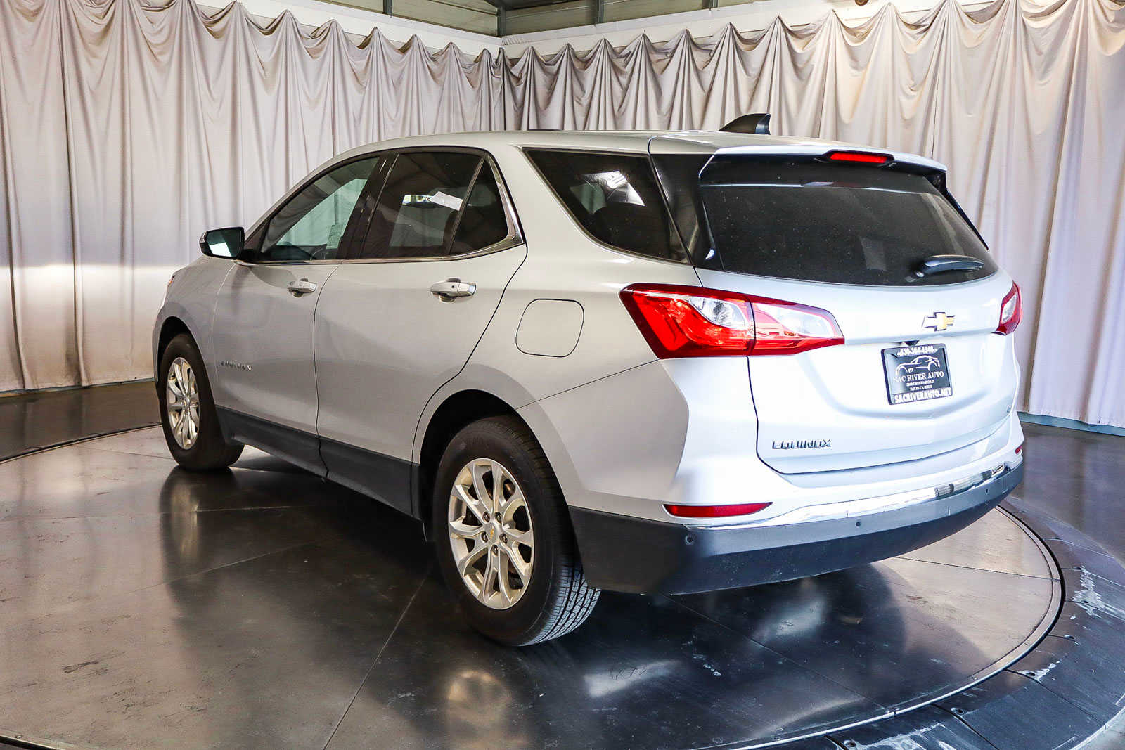 2019 Chevrolet Equinox LT 2