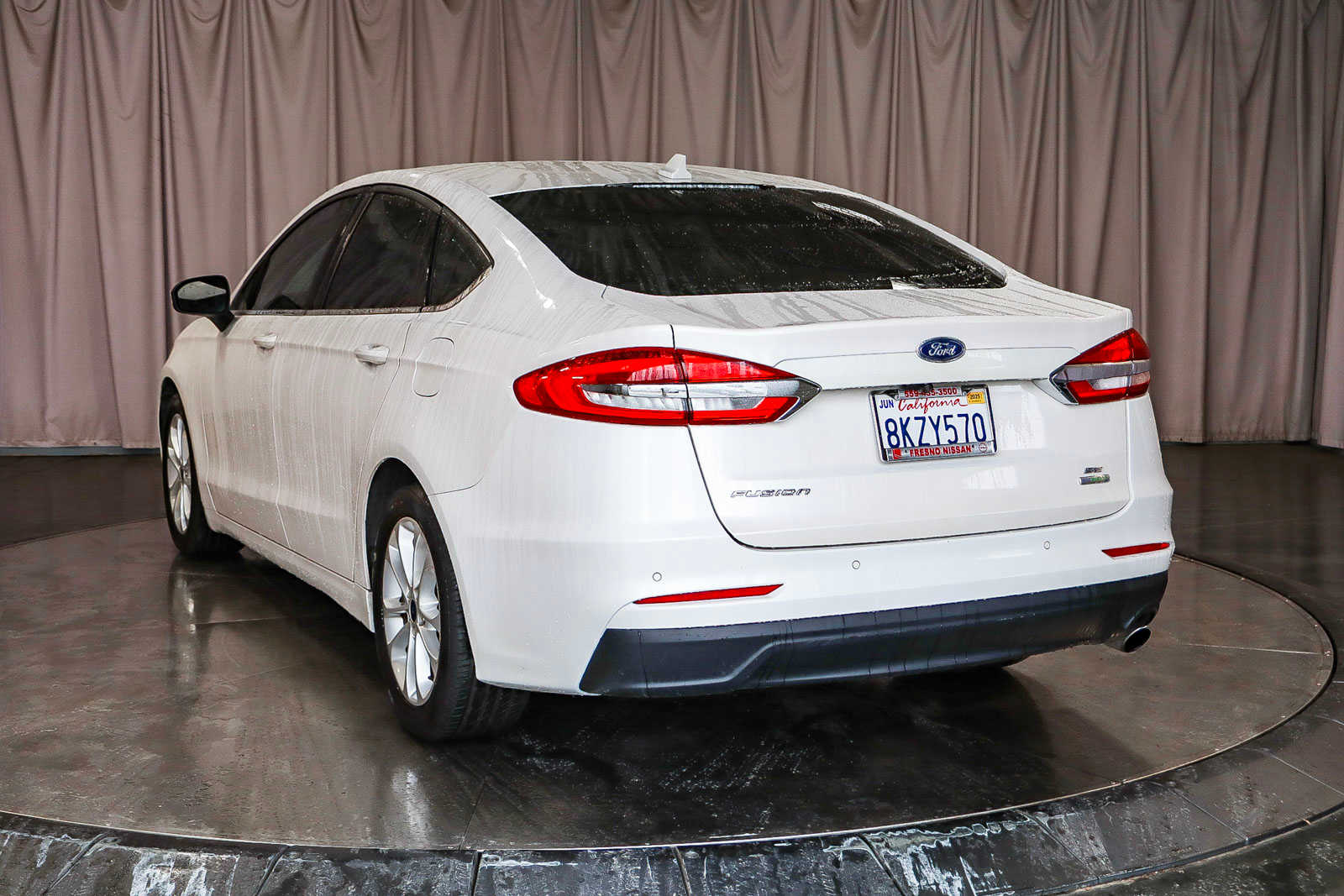 Used 2019 Ford Fusion SE with VIN 3FA6P0HD5KR238951 for sale in Fresno, CA