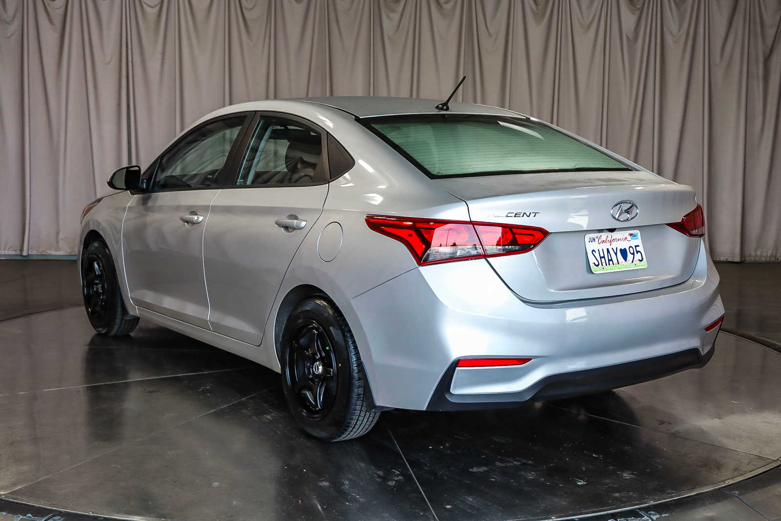 2019 Hyundai Accent SE 2