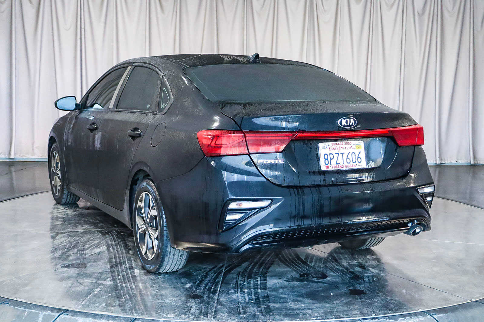 Used 2021 Kia Forte LXS with VIN 3KPF24AD8ME310584 for sale in Fresno, CA