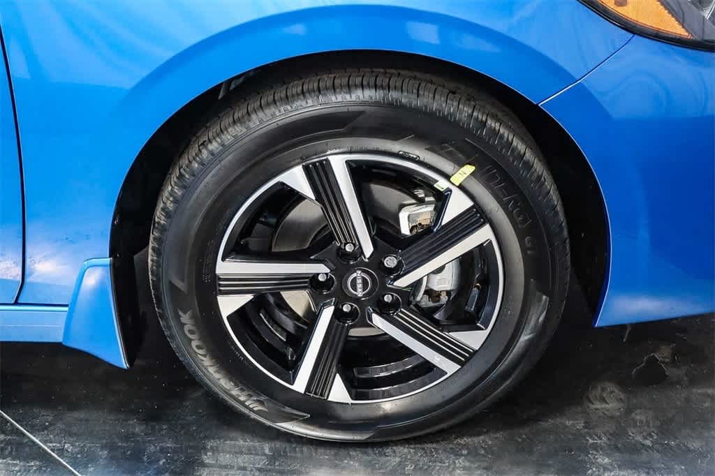 New 2025 Nissan Sentra SV