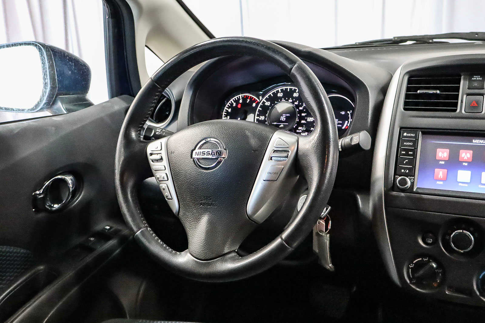 2019 Nissan Versa Note SV 15