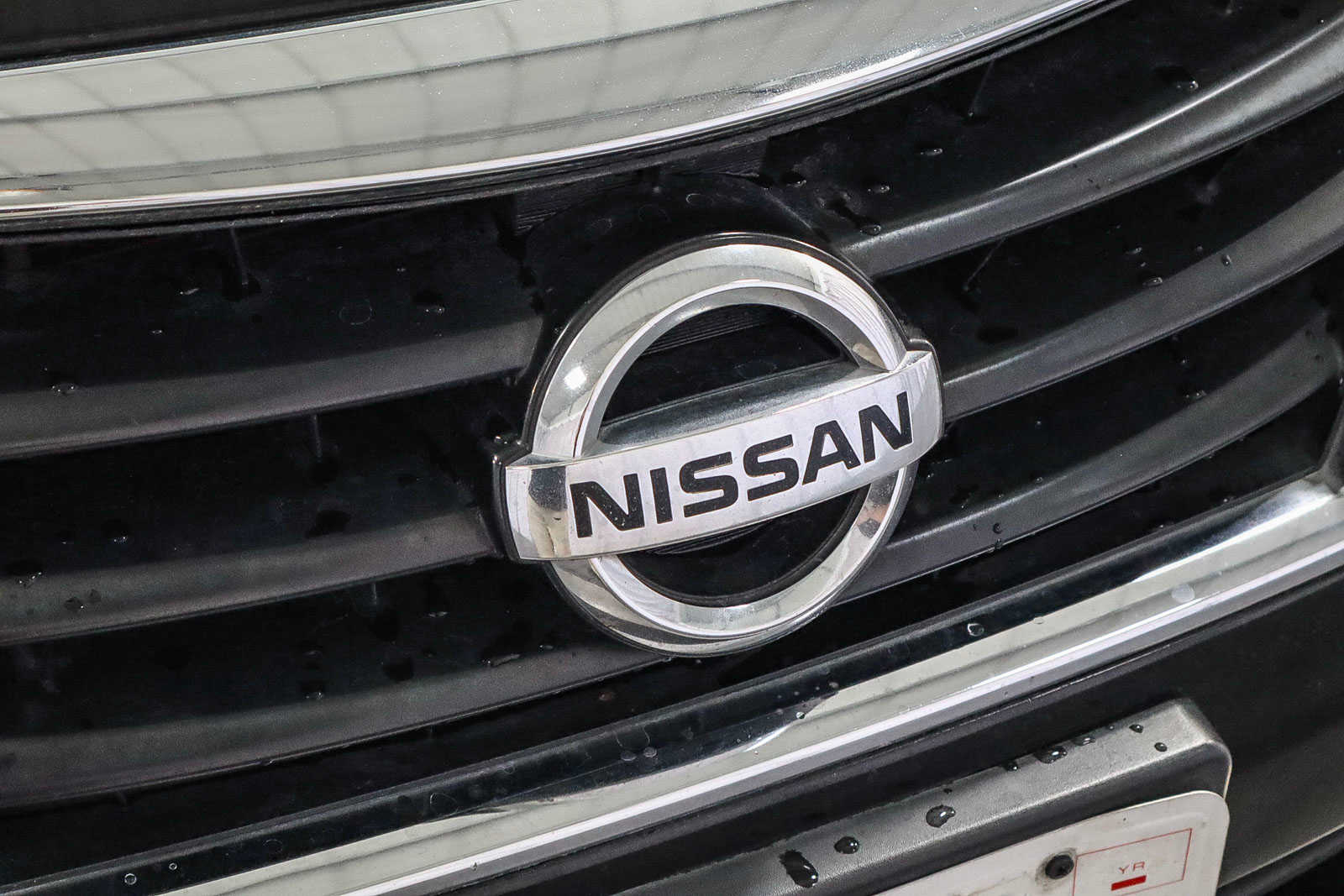 2017 Nissan Versa S Plus 8