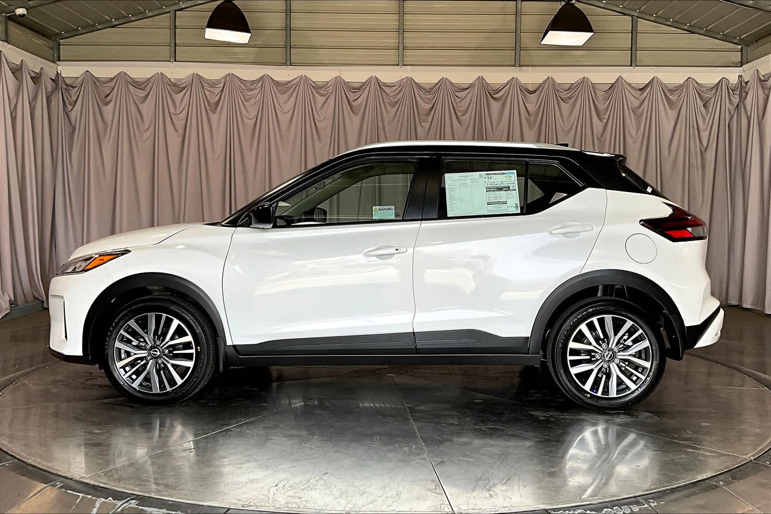 2024 Nissan Kicks SV 3