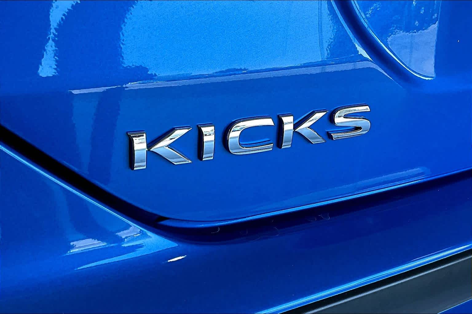 2024 Nissan Kicks SV 7