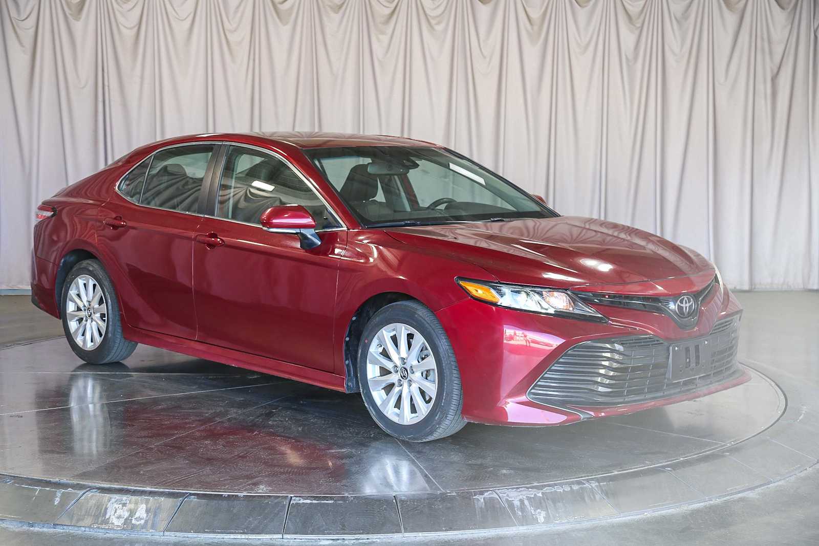 2019 Toyota Camry LE 6