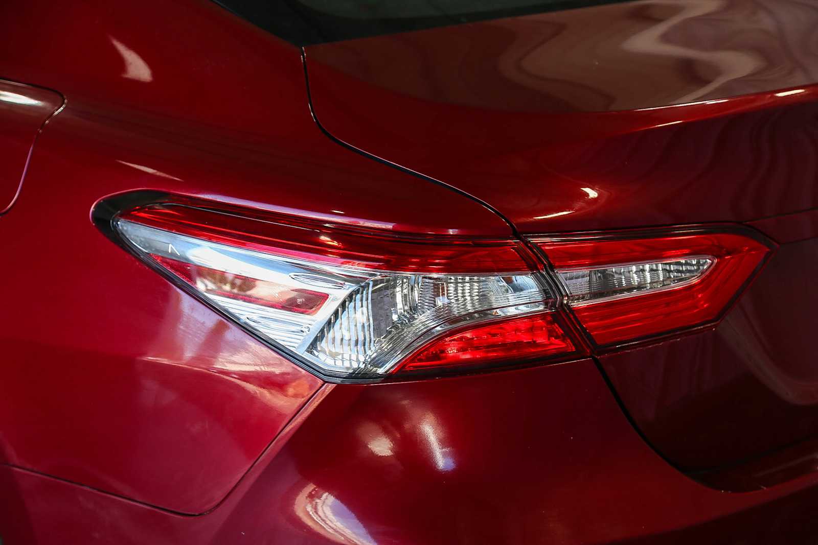 2019 Toyota Camry LE 12