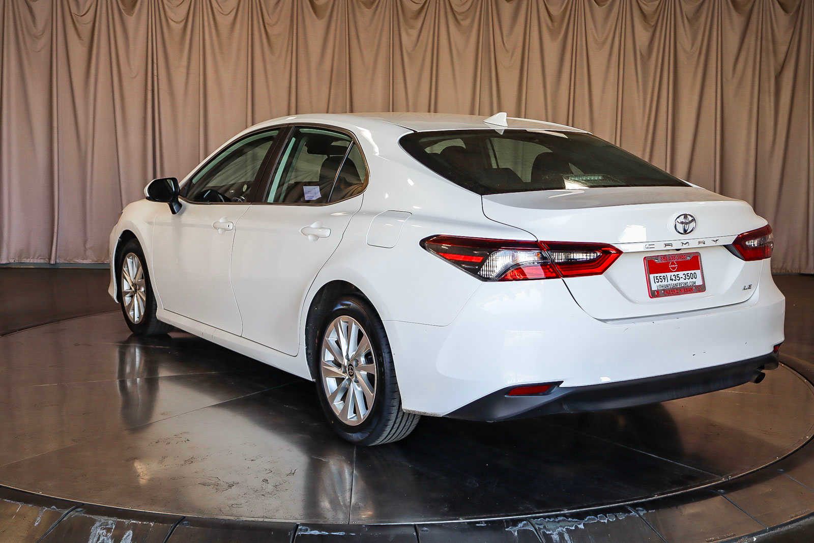 2023 Toyota Camry LE 2