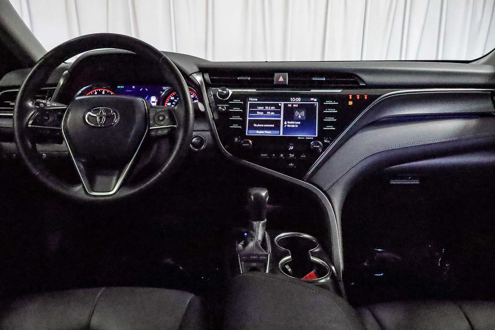 2020 Toyota Camry XSE 12