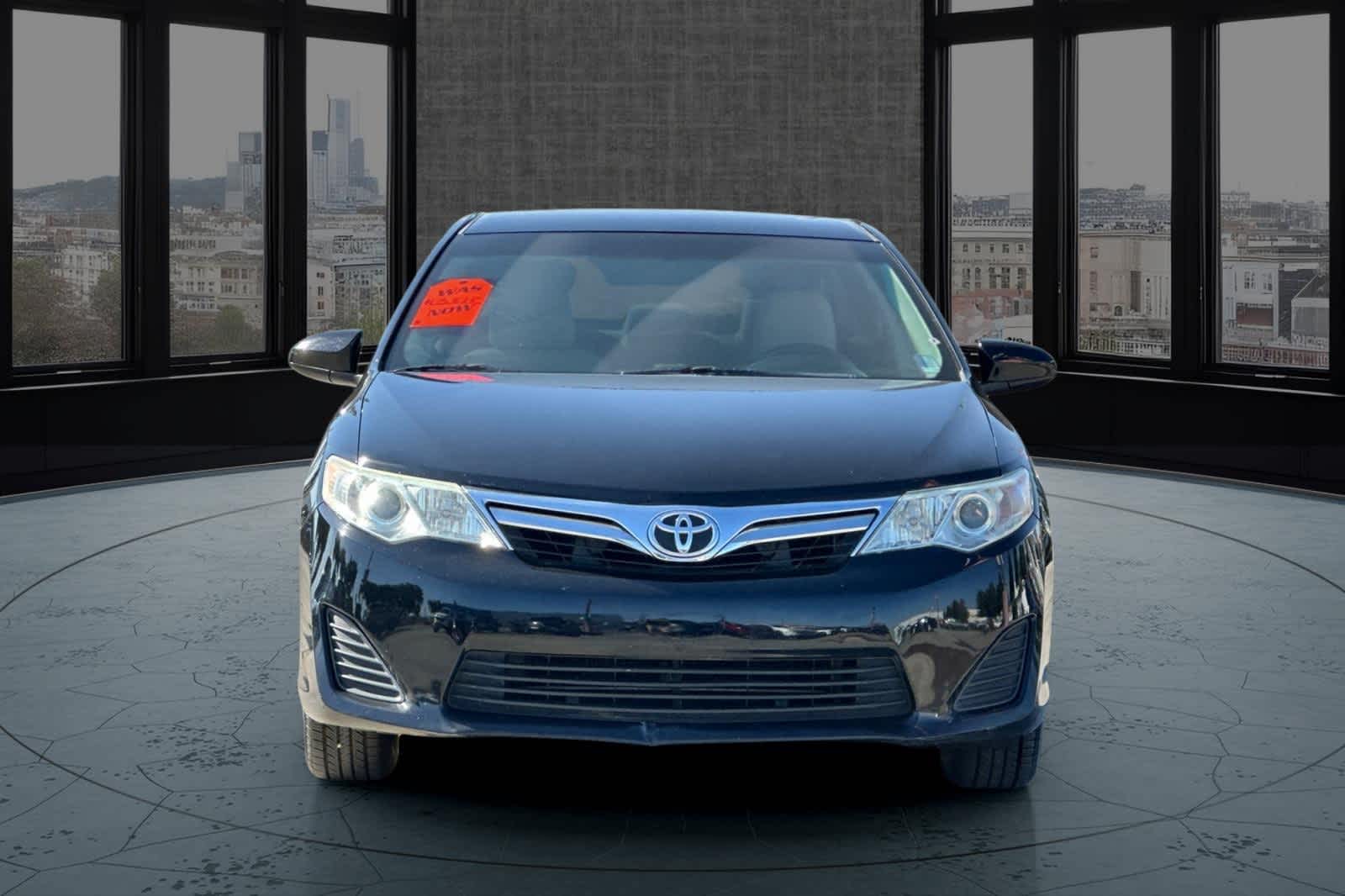 Used 2012 Toyota Camry LE Used 2012 Toyota Camry LE