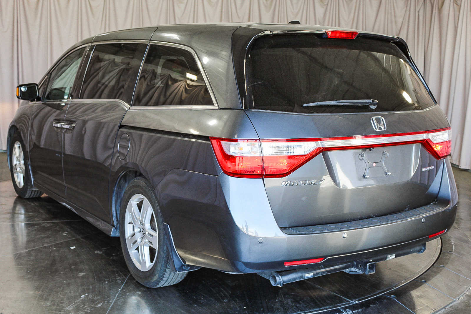 2013 Honda Odyssey Touring 2