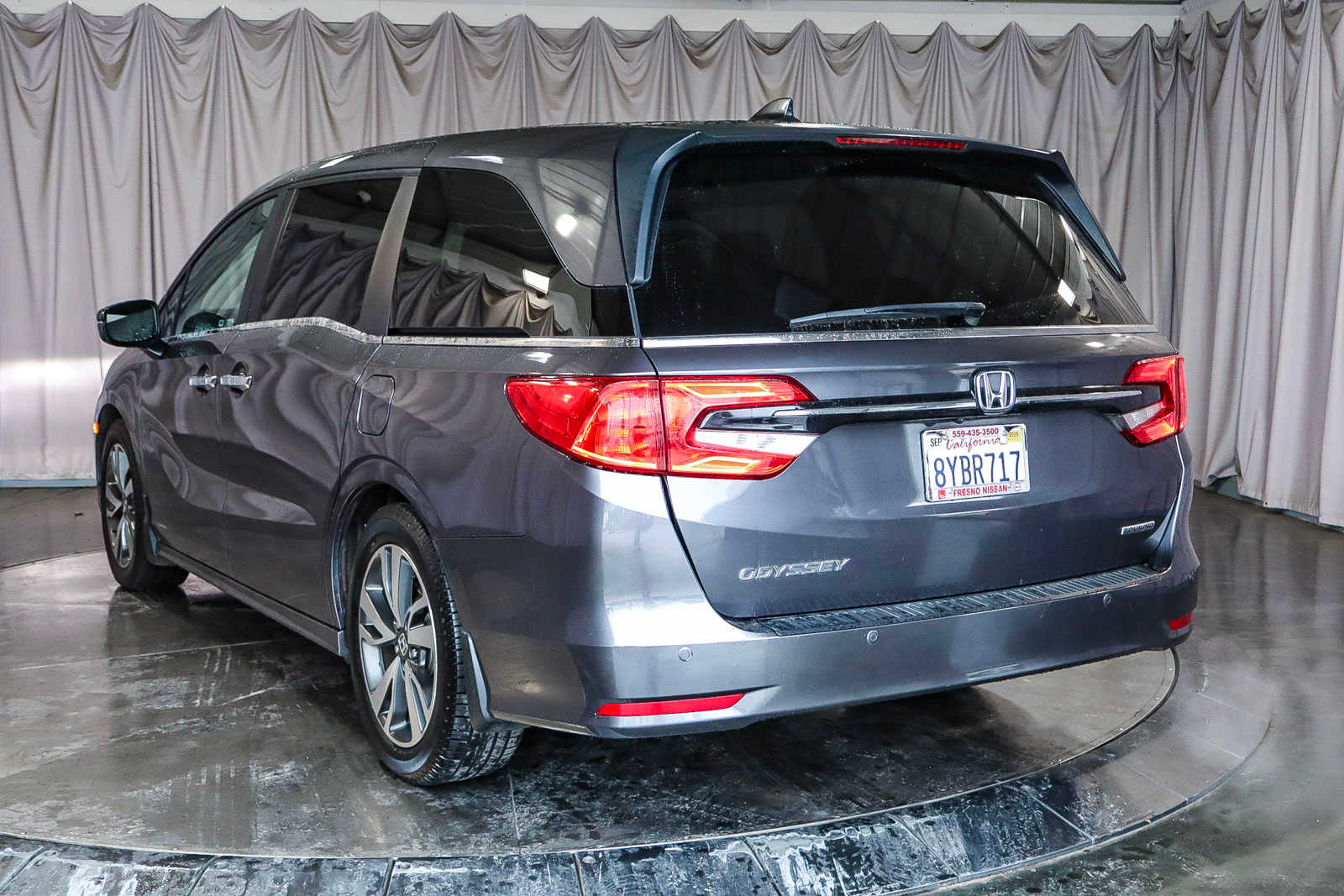 Used 2022 Honda Odyssey Touring with VIN 5FNRL6H85NB038795 for sale in Fresno, CA