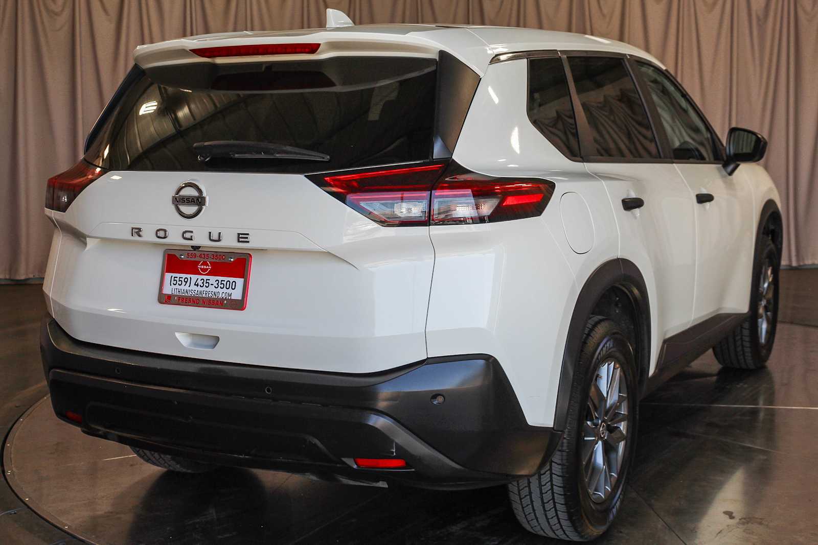 2021 Nissan Rogue S 4