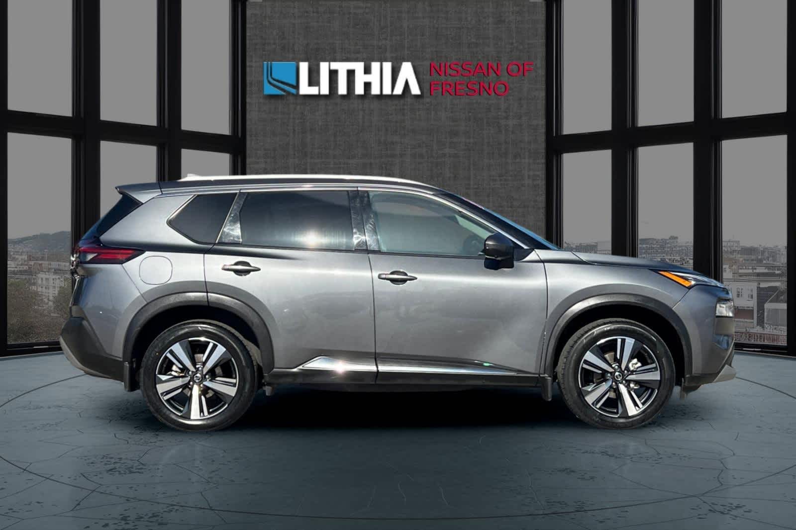Used 2021 Nissan Rogue SL