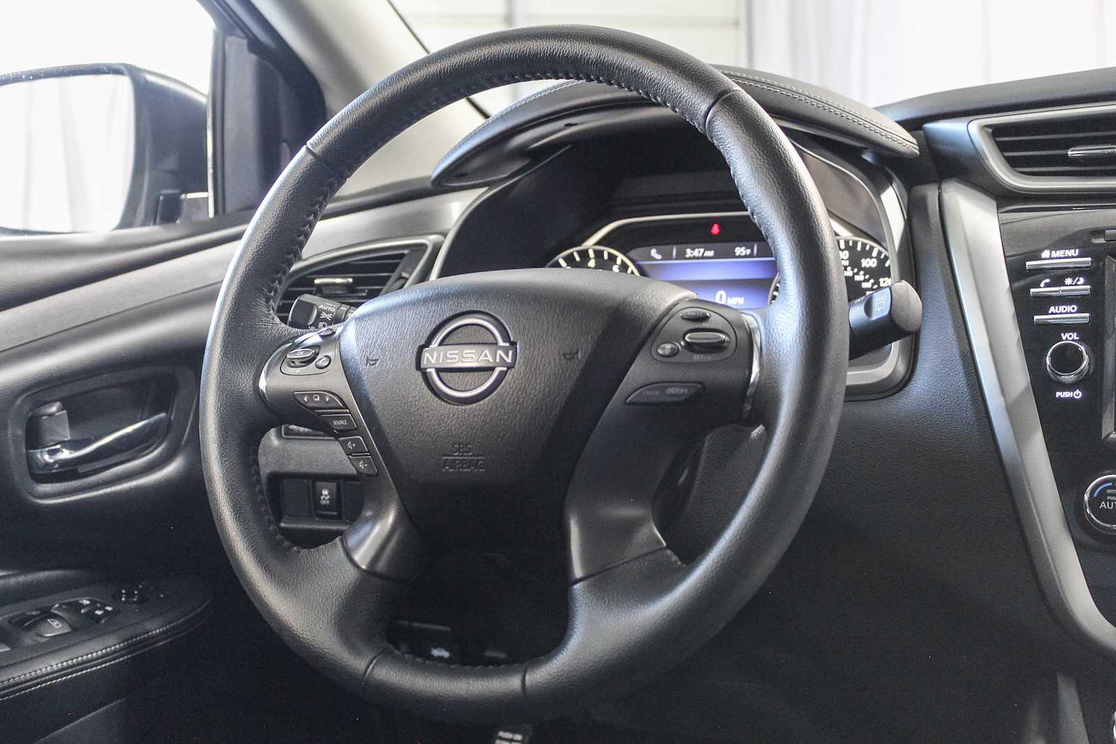 2023 Nissan Murano SV 15