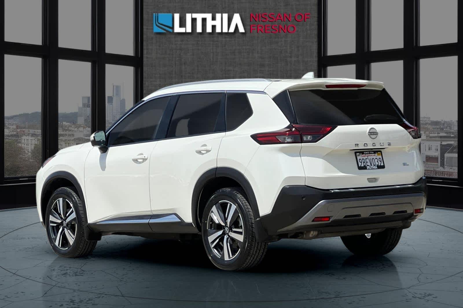 Used 2022 Nissan Rogue SL Used 2022 Nissan Rogue SL