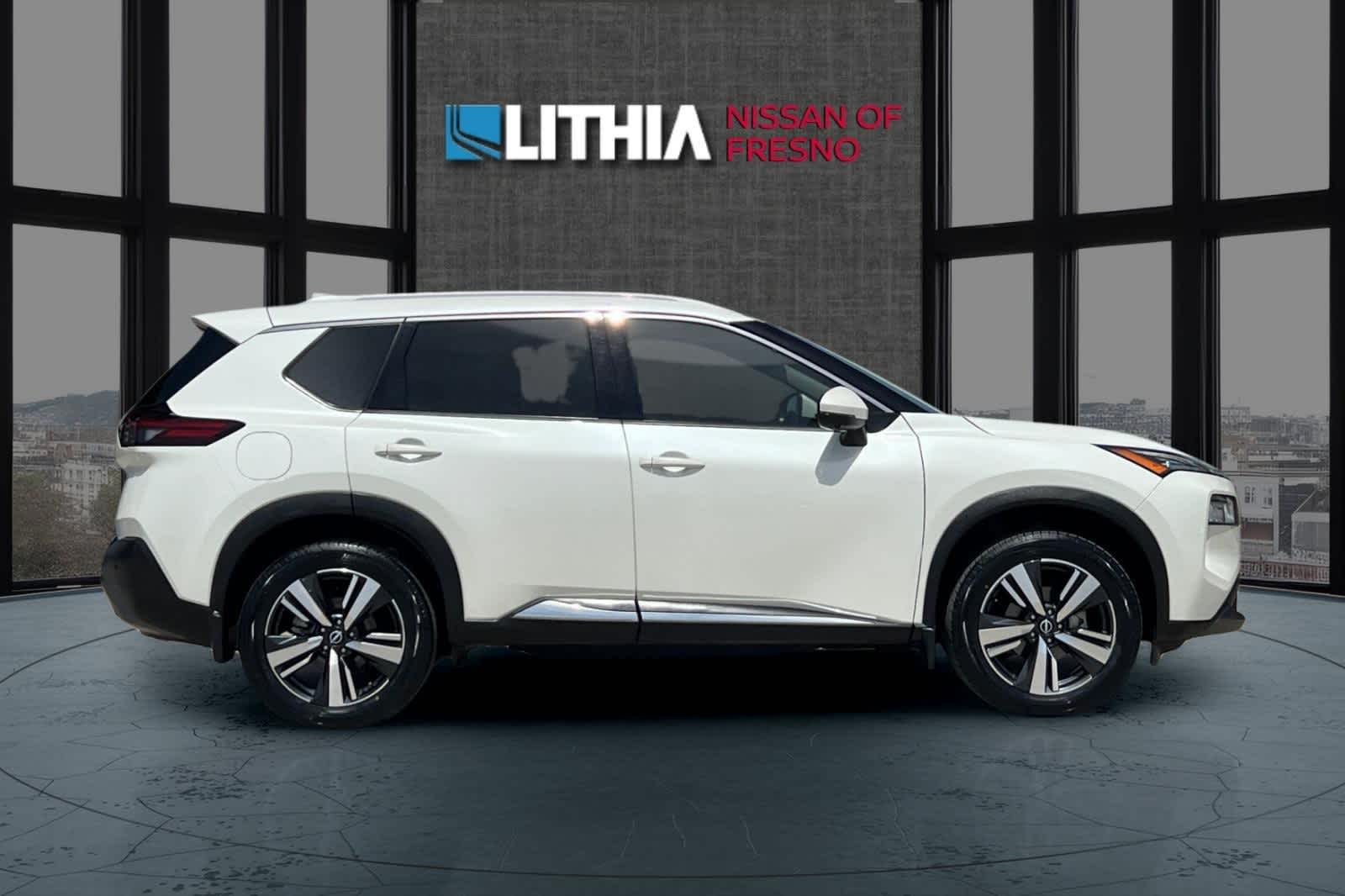 Used 2022 Nissan Rogue SL Used 2022 Nissan Rogue SL