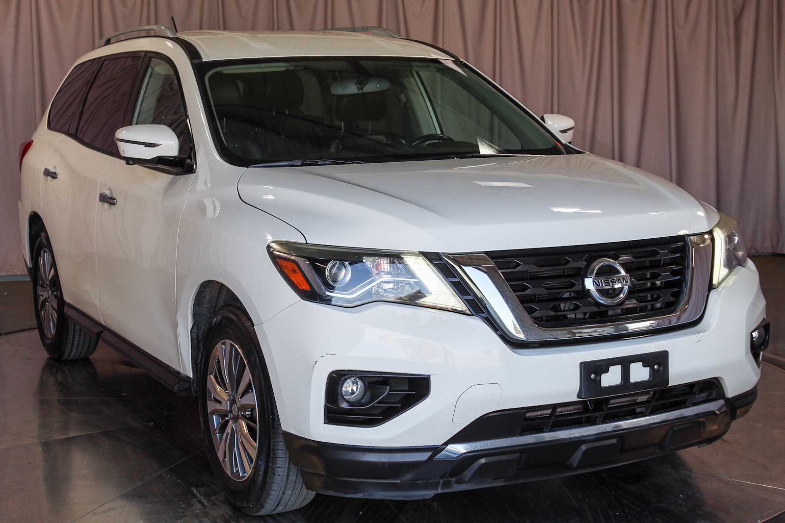 2018 Nissan Pathfinder SL 5