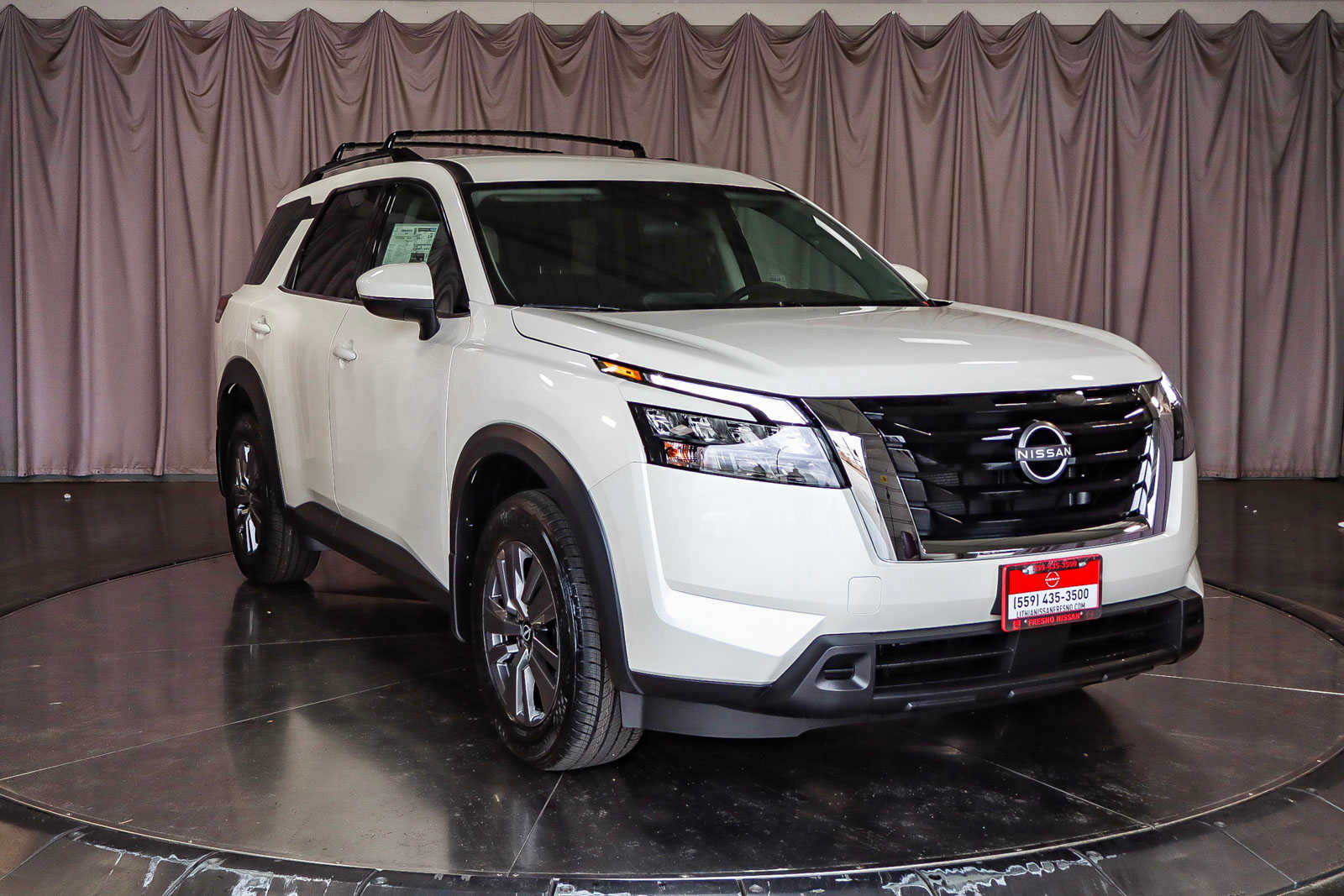 2024 Nissan Pathfinder SV 5