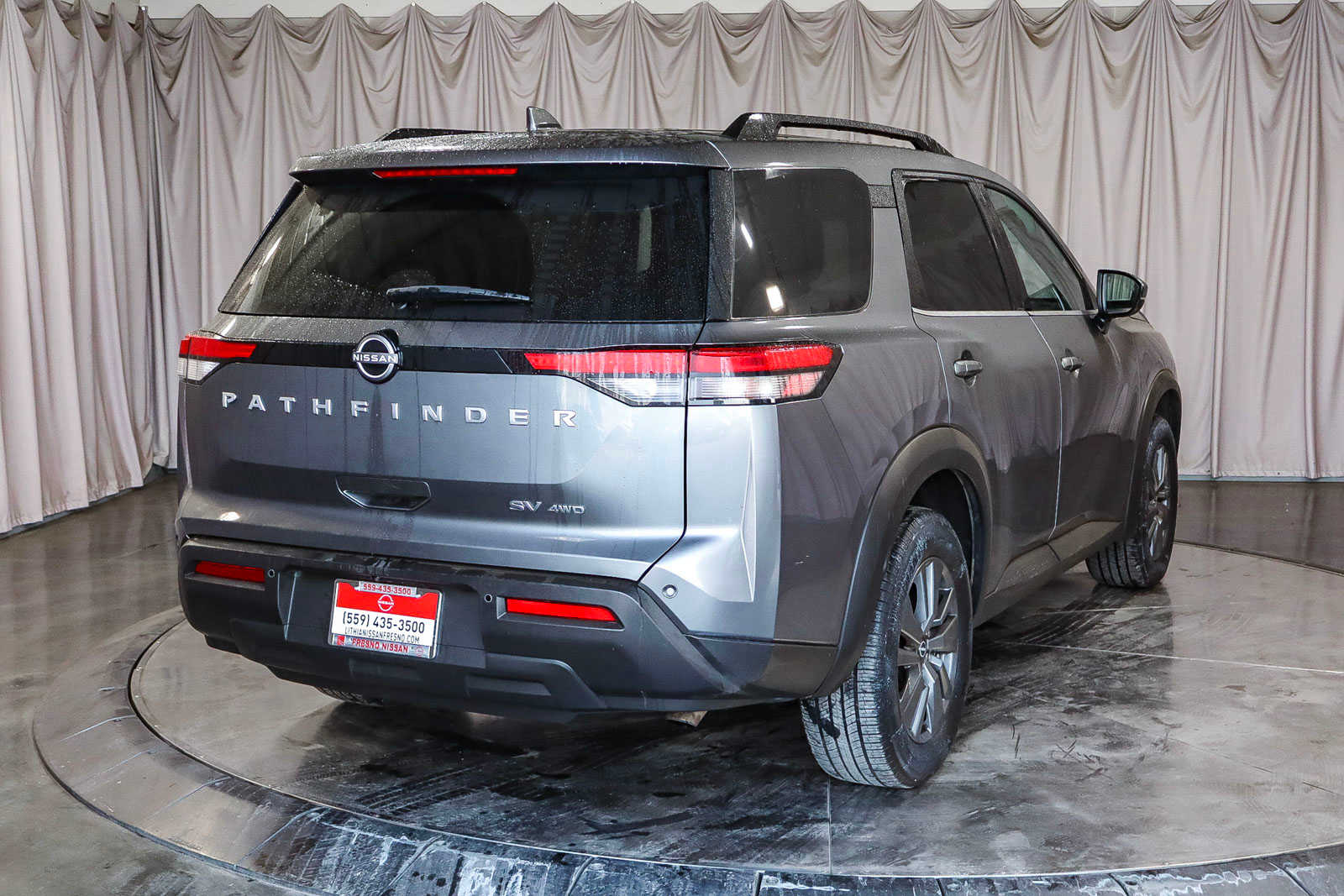 Used 2023 Nissan Pathfinder SV