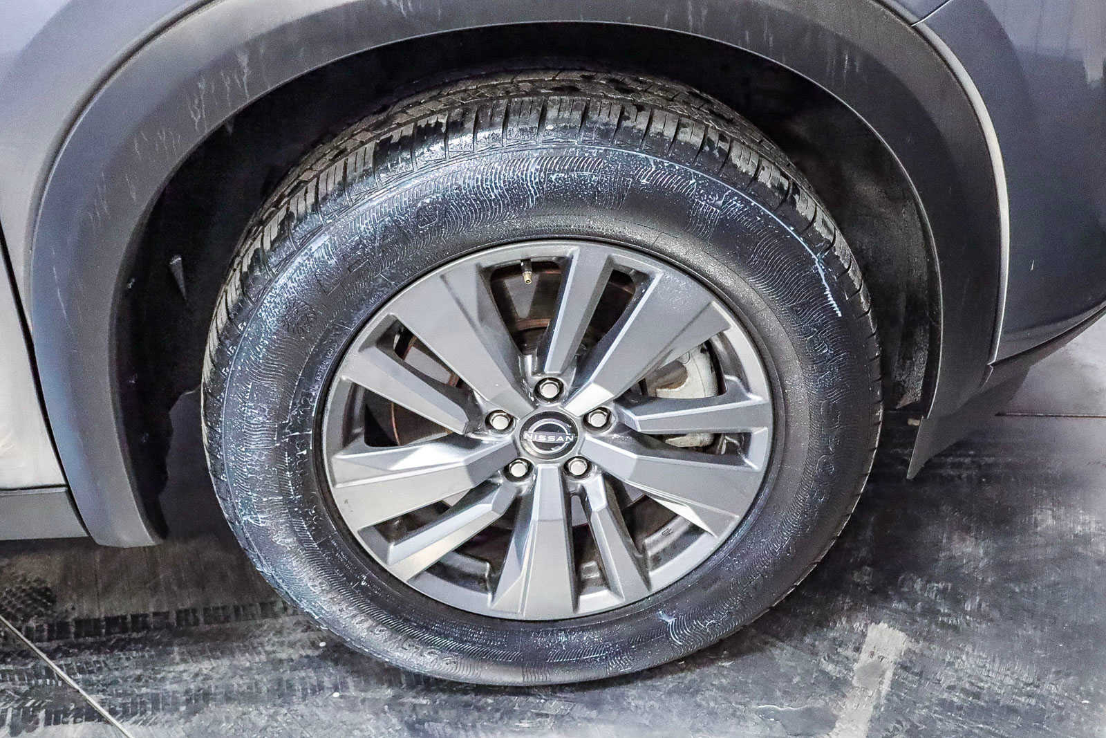 Used 2023 Nissan Pathfinder SV