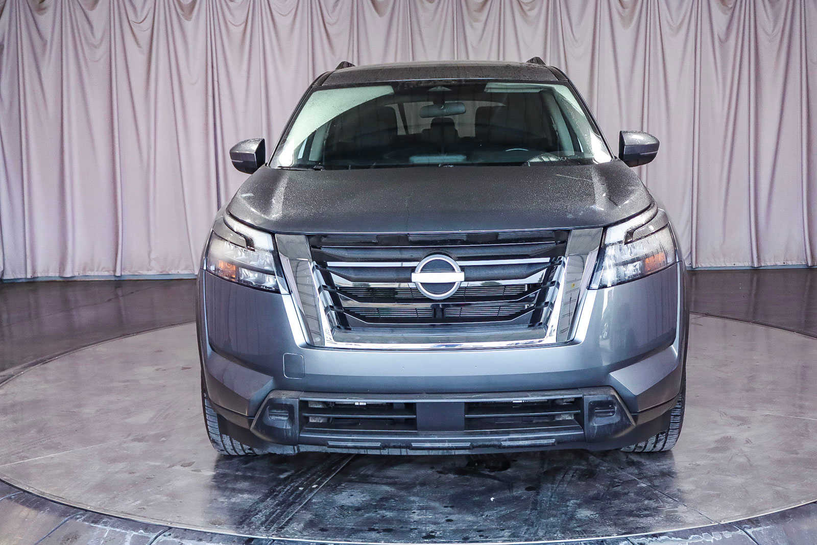 Used 2023 Nissan Pathfinder SV