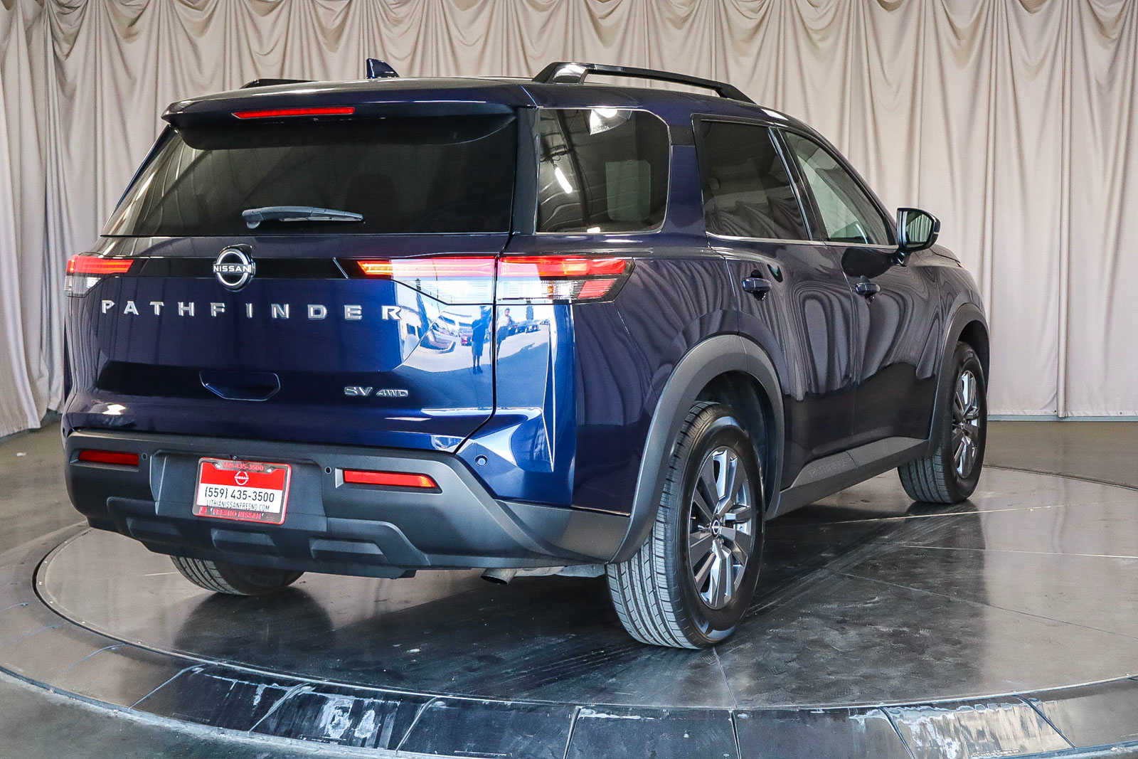 2022 Nissan Pathfinder SV 4